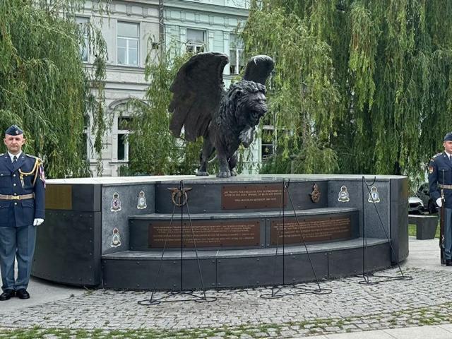 RAF Memorial Reconstruction